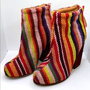 Jeffrey Campbell Havana Last Ankle Boots Sz 7 Rainbow Woven Fabric Block Heel